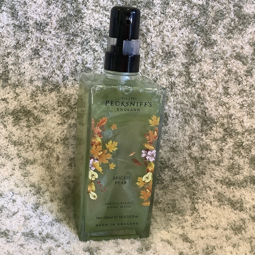 Prchsniffs England Scented Spiced Pear Moisturizing Hand Wash Soap NWT 16.9oz